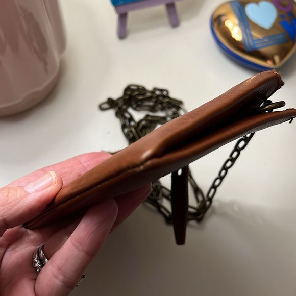 Madewell The Transport Accordion Crossbody in English Saddle Bag - Picture 9 of 9